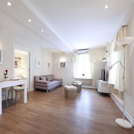 Apartments Tkalca ซาเกร็บ ภายนอก รูปภาพ