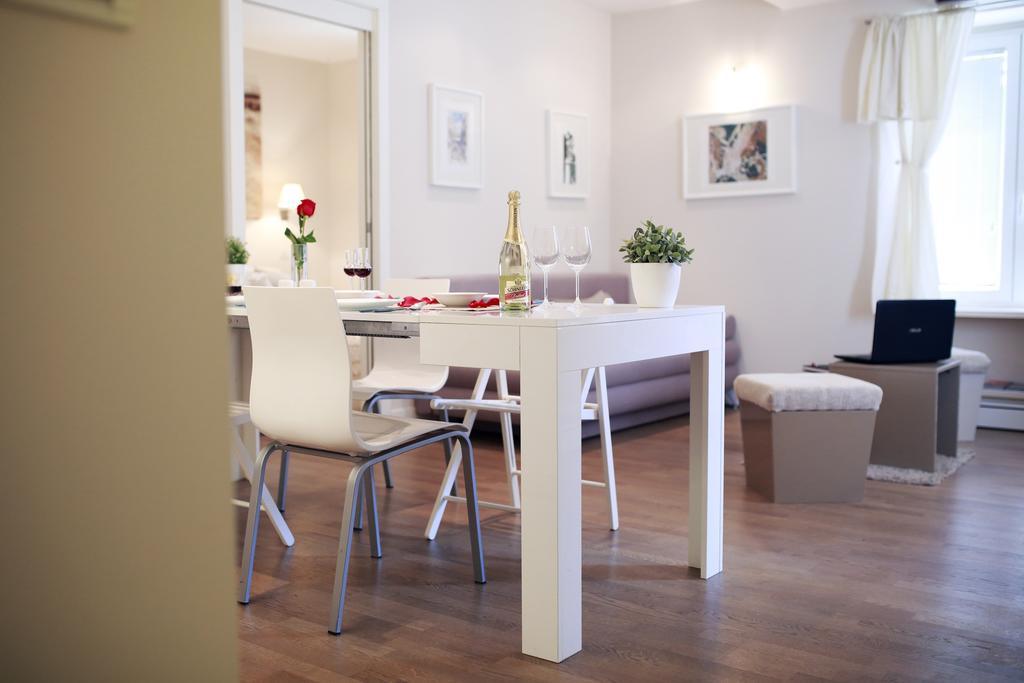 Apartments Tkalca ซาเกร็บ ภายนอก รูปภาพ